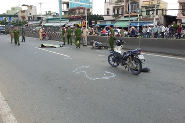 Truy tìm xe tải cán chết nữ sinh viên rồi bỏ chạy