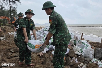 Những khu vực nào "gánh bão" khi Kajiki đổ bộ đất liền?