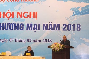 Thủ tướng: Bỏ ngay tư duy nhiệm kỳ, đừng ngồi chờ doanh nghiệp đến “nhờ” mới làm