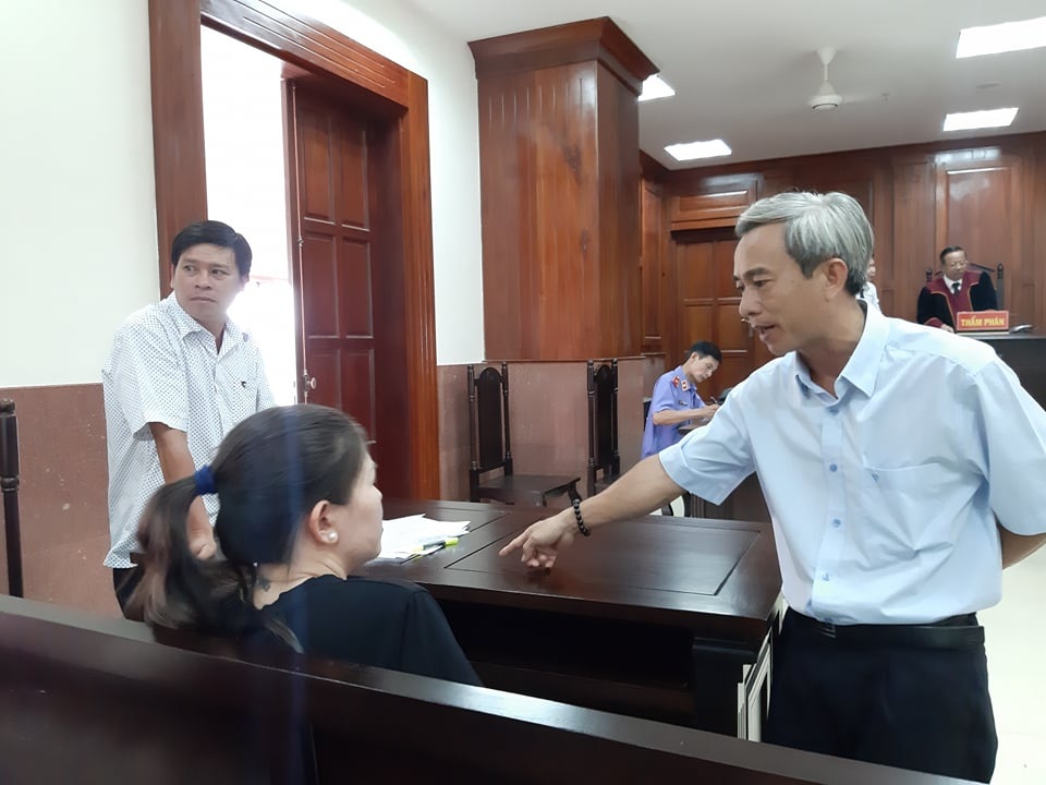 Dân kiện TAND tỉnh Bạc Liêu đòi bồi thường oan sai 9,5 tỷ đồng - 1 Dân kiện TAND tỉnh Bạc Liêu đòi bồi thường oan sai 9,5 tỷ đồng - 1