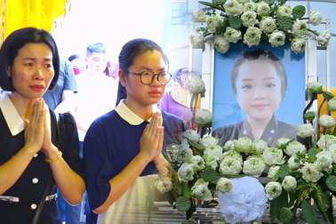 Tang lễ ca nương Tú Thanh: Mẹ nhắn gửi từ xa, cô giáo và bạn học khóc nghẹn