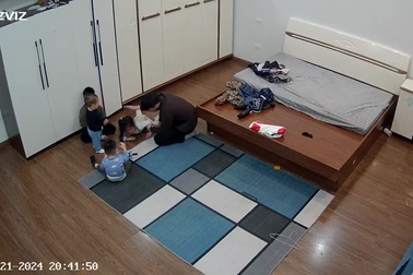 Anh trai cứu em gái 3 tuổi hóc đồ chơi hé lộ cuộc sống của bà mẹ 5 con