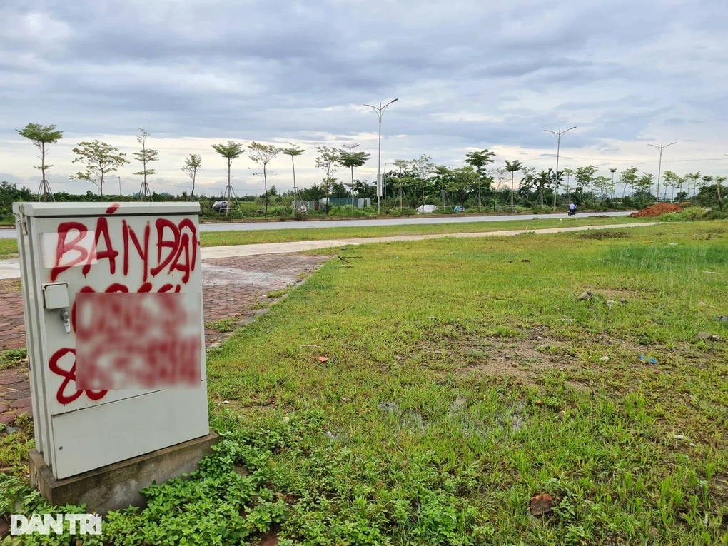 Markauktion i Quoc Oai-distriktet: 1 000 ansökningar, högsta pris över 54 miljoner VND/m2 - 1 Đấu giá đất huyện Quốc Oai: 1.000 hồ sơ, cao nhất hơn 54 triệu đồng/m2 - 1