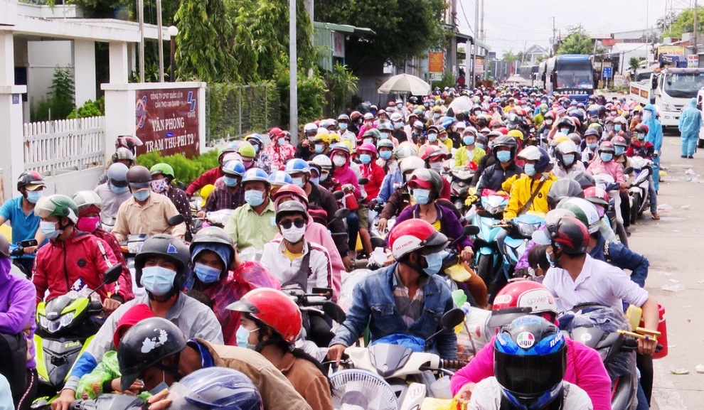 Lãnh đạo ĐBSCL kiến nghị tạm ngưng cho dân về quê vì nguy cơ bùng phát F0 - 5 Lãnh đạo ĐBSCL kiến nghị tạm ngưng cho dân về quê vì nguy cơ bùng phát F0 - 5