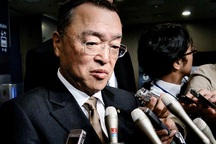 Bộ trưởng Nhật vừa nhậm chức đã dính bê bối