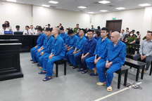 Tuyên án 21 bị cáo chuyên rửa tiền cho các đường dây lừa đảo xuyên quốc gia