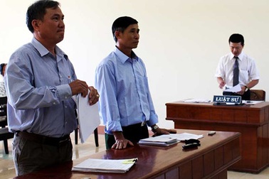 Thầy giáo bị giam oan thắng kiện hiệu trưởng