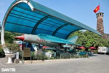 Ngắm Bảo vật Quốc gia MiG-21 từng bắn rơi nhiều máy bay B-52 của Mỹ