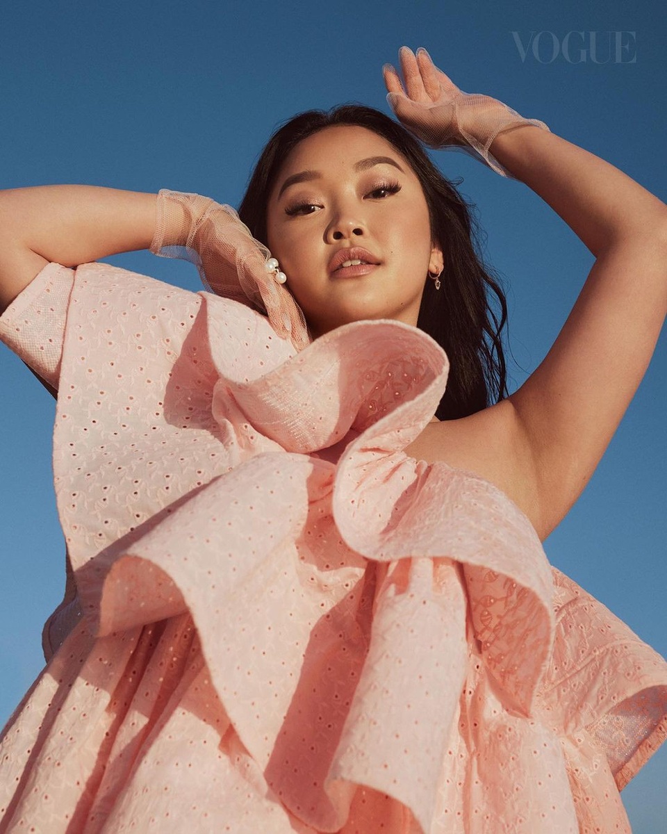 Nhan sắc Việt dẫn lễ trao giải phục trang của Hollywood - 4