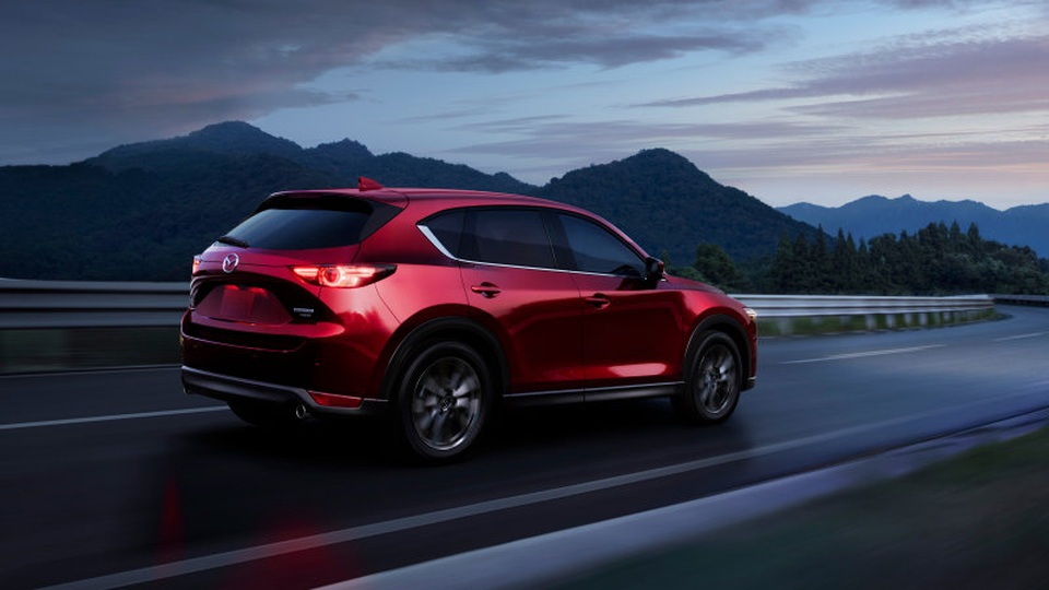 Mazda CX-5 được nâng cấp, tăng giá bán - 3 Mazda CX-5 được nâng cấp, tăng giá bán - 3