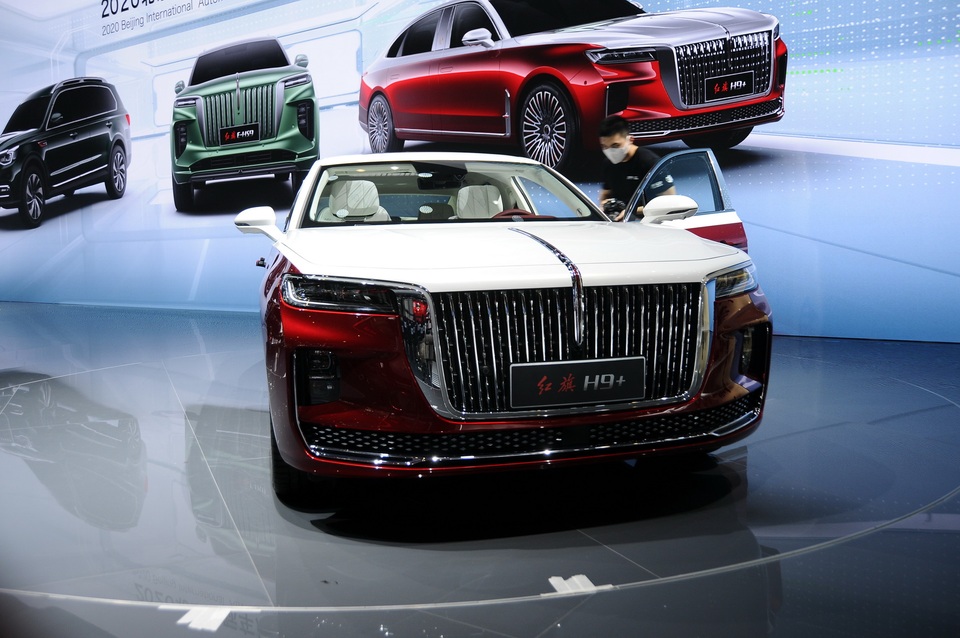 Cận cảnh mẫu Hongqi H9+ được mệnh danh là xe Maybach của Trung Quốc - 6 Cận cảnh mẫu Hongqi H9+ được mệnh danh là xe Maybach của Trung Quốc - 6