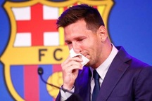 Messi tiết lộ nhiều câu chuyện "thâm cung bí sử" về việc rời Barcelona
