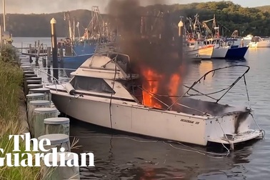 Cháy xuồng tại Australia, nhiều người bị thương