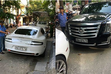 Hà Nội: Hai siêu xe trùng biển “thần tài”, một xe chứa nhiều vũ khí
