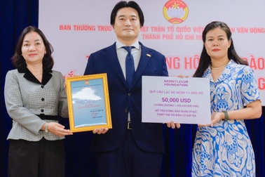 TPHCM tiếp nhận hàng tỷ đồng ủng hộ đồng bào khắc phục thiệt hại do bão lũ