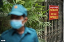 Cận cảnh khu vực hàng chục F1 tự cách ly tại nhà ở Hà Nội