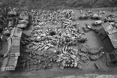 Trung Quốc: Phát hiện hàng trăm “chiến binh đất nung tí hon” hơn 2.000 năm tuổi