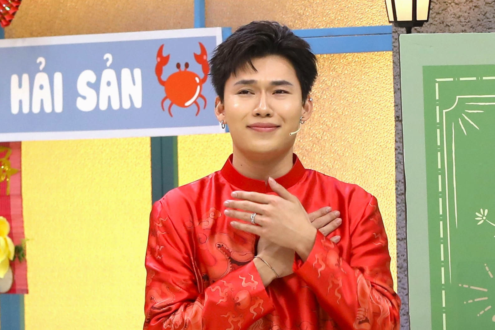 Dieu Nhi, Quang Trung'un Tet'i tek başına kutlamasının hikayesini anlatıyor - 1 Diệu Nhi hé lộ chuyện Quang Trung đón Tết một mình - 1