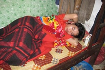 Chàng sinh viên nghèo chống chọi với bệnh tật