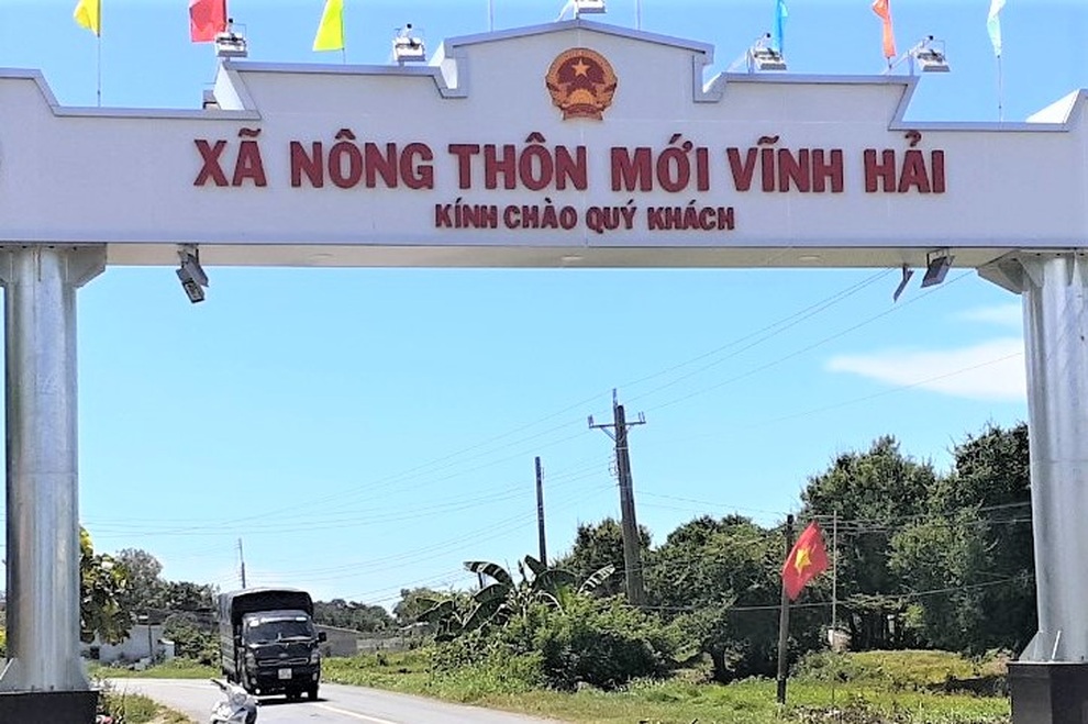 Nhiều cán bộ bị đình chỉ công tác vì lơ là chống dịch Covid-19 - 1 Nhiều cán bộ bị đình chỉ công tác vì lơ là chống dịch Covid-19 - 1