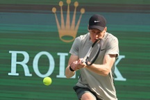 Sinner, Alcaraz và Djokovic vào tứ kết Thượng Hải Masters