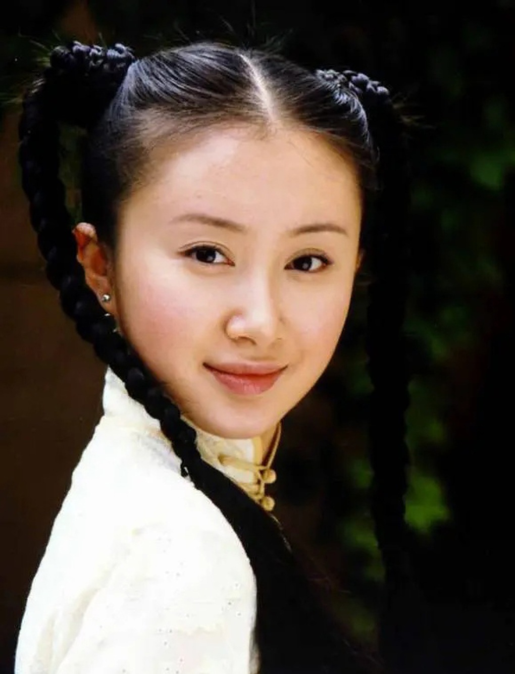 Mỹ nhân Kim phấn thế gia, từng là đối thủ của Lưu Diệc Phi sa sút - 2 Mỹ nhân Kim phấn thế gia, từng là đối thủ của Lưu Diệc Phi sa sút - 2