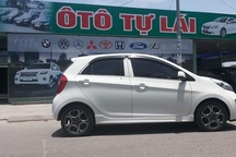 Thị trường cho thuê xe tự lái hút khách dịp 30/4