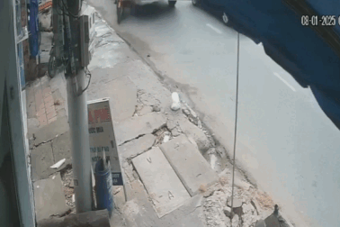 Xe đầu kéo lấn sát lề, tông hai người phụ nữ thương vong ở Bình Dương