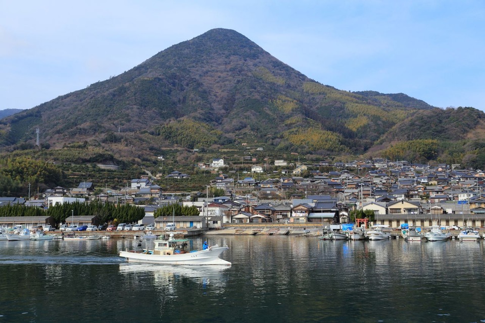 Điều ít biết về hàng trăm ngọn núi mang tên Fuji ở Nhật Bản - 12