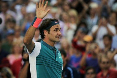 “Tàu tốc hành” Federer vẫn tiến nhanh