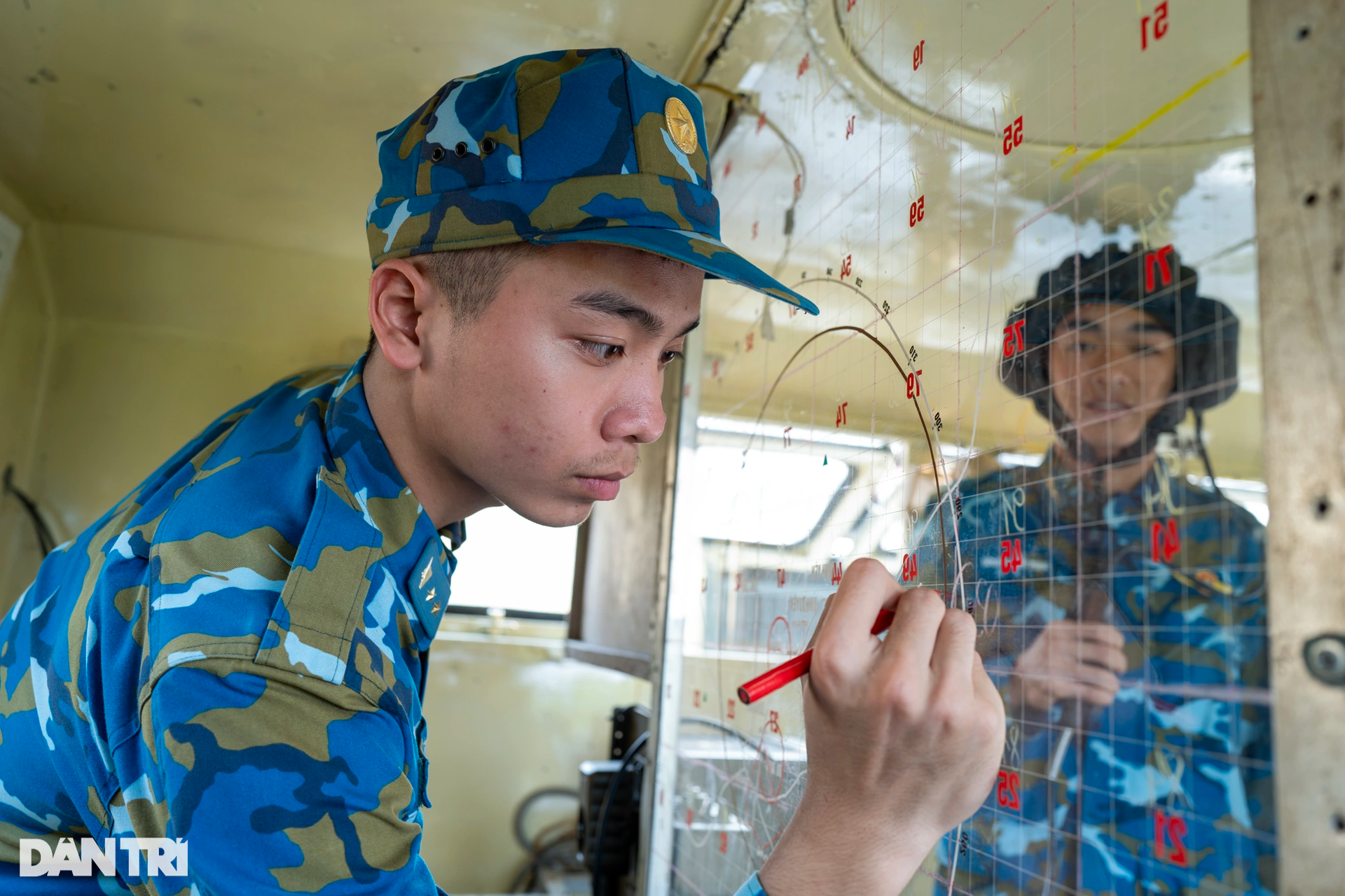 Một ngày huấn luyện tại Tiểu đoàn tên lửa bảo vệ sân bay Nội Bài - 8 Một ngày huấn luyện tại Tiểu đoàn tên lửa bảo vệ sân bay Nội Bài - 8