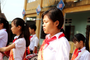 Buổi chào cờ đầu năm đầy nước mắt ở trường có 6 học sinh đuối nước