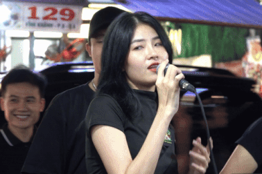 Nhóm hát rong quyên góp giúp bệnh nhi nghèo ở TPHCM