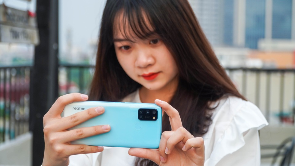 Trải nghiệm Realme 7i: hiệu năng tốt, đáng tiếc ở màn hình - 10 Trải nghiệm Realme 7i: hiệu năng tốt, đáng tiếc ở màn hình - 10