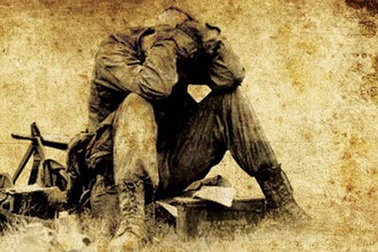 Dịch tục chưa từng có, độc giả phản ứng mạnh