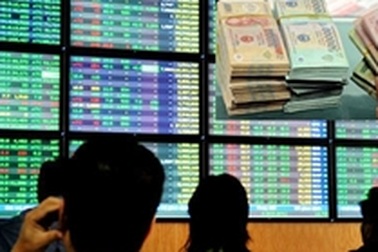 Giám đốc rút 16 tỷ đồng tiền bán hàng chơi chứng khoán