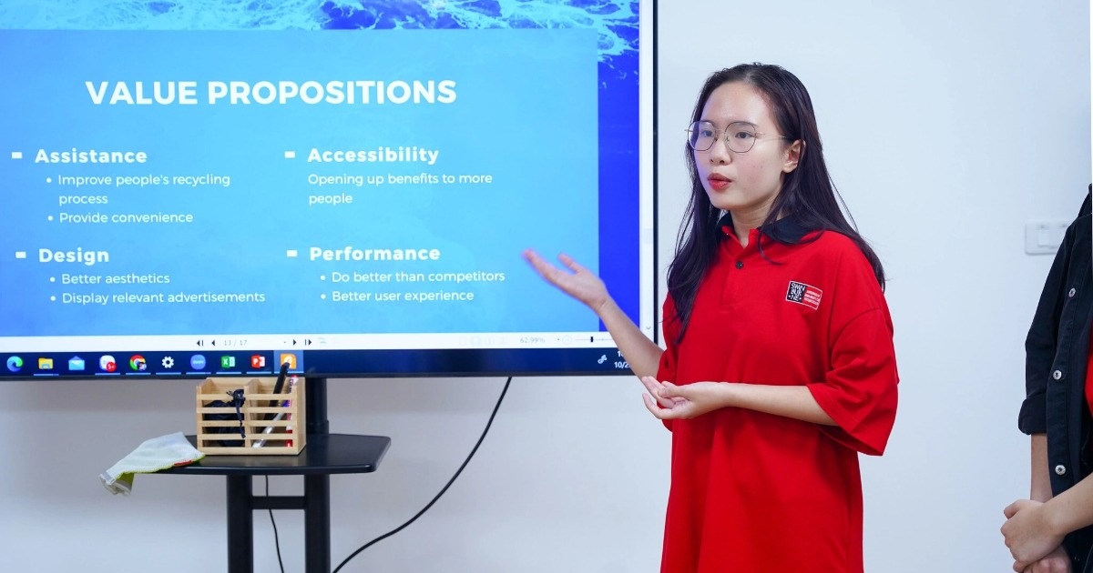 Đào tạo logistics hiện đại không tách rời ứng dụng công nghệ thông minh