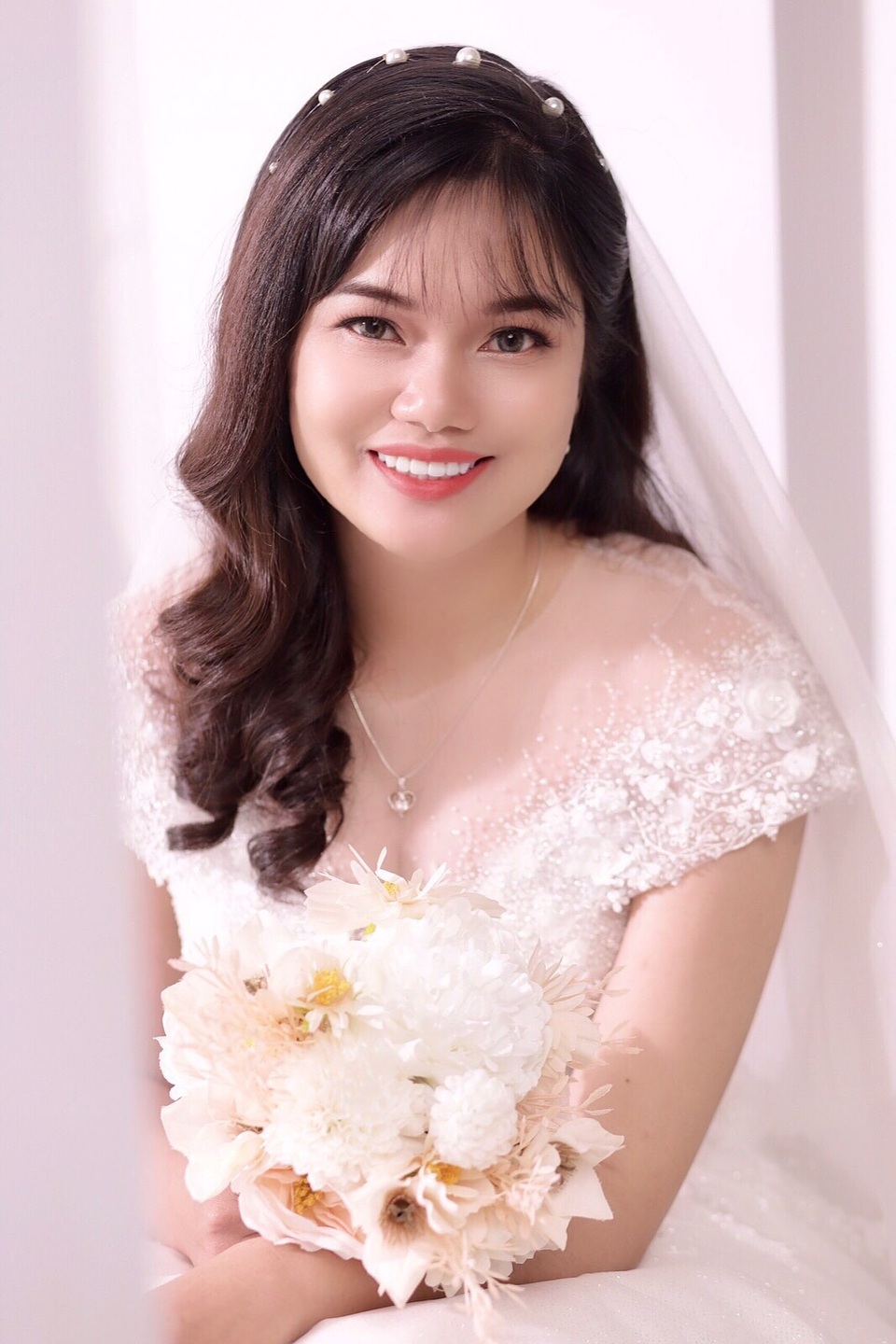 MC Lê Anh bất ngờ kết hôn với giảng viên đại học kém 10 tuổi - 9 MC Lê Anh bất ngờ kết hôn với giảng viên đại học kém 10 tuổi - 9