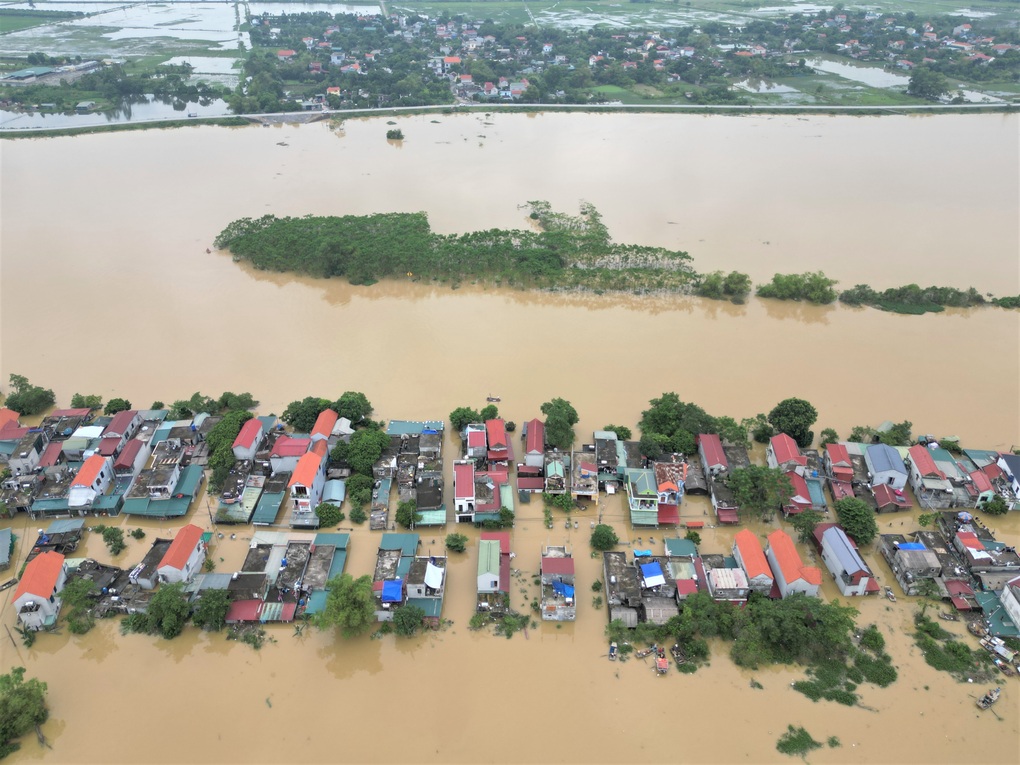 Ninh Bình lên tiếng về dự án đê tả Hoàng Long đang được thanh tra - 2 Ninh Bình lên tiếng về dự án đê tả Hoàng Long đang được thanh tra - 2