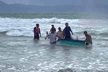 Tìm thấy thi thể 2 anh em mất tích khi tắm biển Khánh Hòa