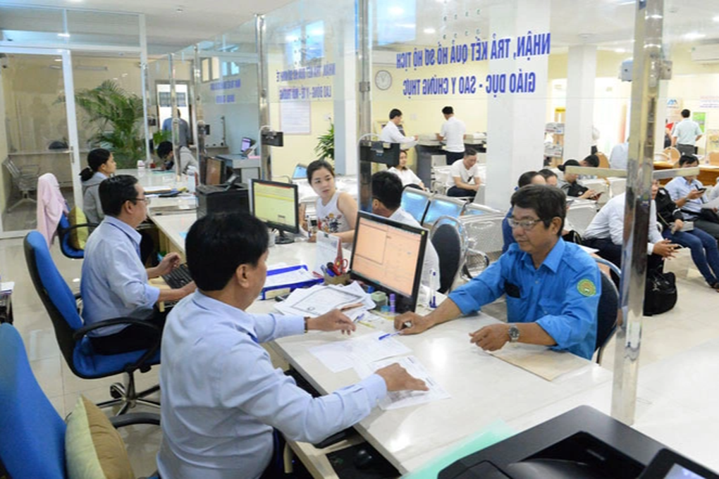 Chủ tịch Hà Nội: Bản chất của cải cách hành chính là thái độ phục vụ dân - 2 Chủ tịch Hà Nội: Bản chất của cải cách hành chính là thái độ phục vụ dân - 2