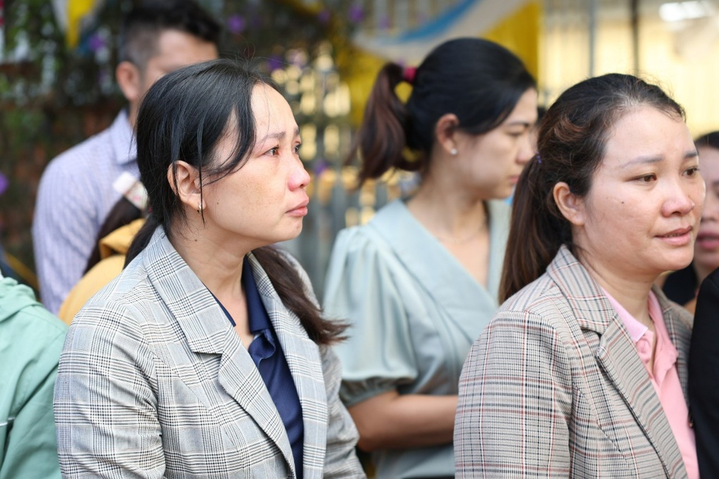 Mẹ liệt sĩ trong vụ tấn công ở Đắk Lắk: Con ơi, sao con đi mãi không về - 2 Mẹ liệt sĩ trong vụ tấn công ở Đắk Lắk: Con ơi, sao con đi mãi không về - 2
