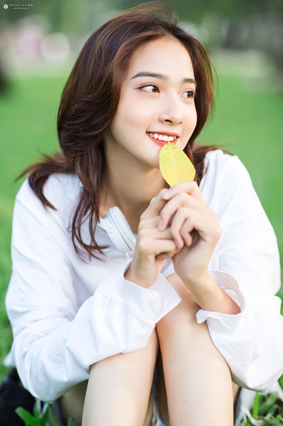 Điểm danh 6 gương mặt hot girl nổi bật trong tháng 10 vừa qua - 5 Điểm danh 6 gương mặt hot girl nổi bật trong tháng 10 vừa qua - 5