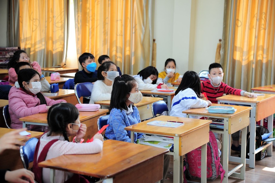 Hình ảnh khẩu trang đi muôn nơi giữa đại dịch Corona - 13 Hình ảnh khẩu trang đi muôn nơi giữa đại dịch Corona - 13