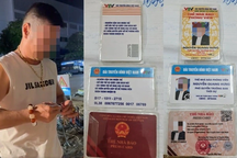 Khởi tố tài xế có nồng độ cồn, trình 3 thẻ nhà báo giả