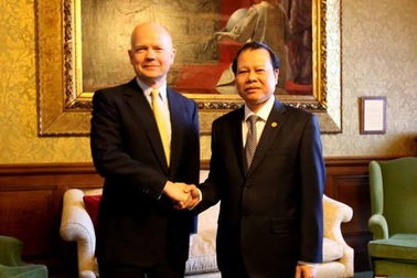 Anh nhất trí phát triển quan hệ toàn diện với Việt Nam