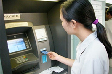 Điệp khúc chậm trả lương mới tái diễn