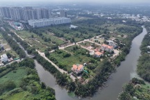 Công ty địa ốc ở TPHCM bị điều tra, người dân kêu cứu vì trót "xuống tiền"