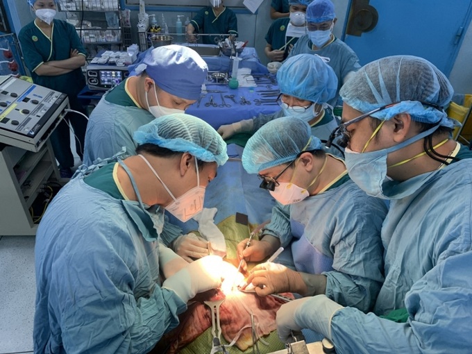 Ca ghép tạng tại Bệnh viện Nhi đồng 2 TP.HCM (Ảnh: Bệnh viện cung cấp).