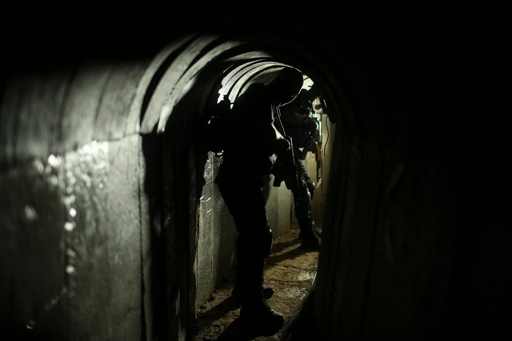 Biệt kích Israel công phá thành trì ngầm của Hamas thế nào? - 7 Biệt kích Israel công phá thành trì ngầm của Hamas thế nào? - 7